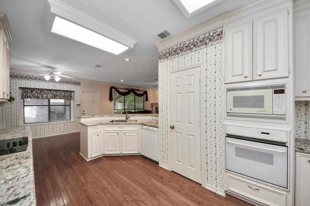 1330 Woodmere Lane, Richmond, Texas image 14