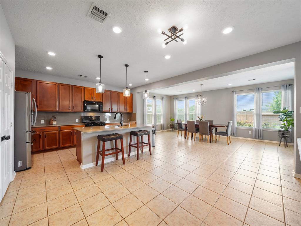 2711 Sugar Harbor Lane, Katy, Texas image 11