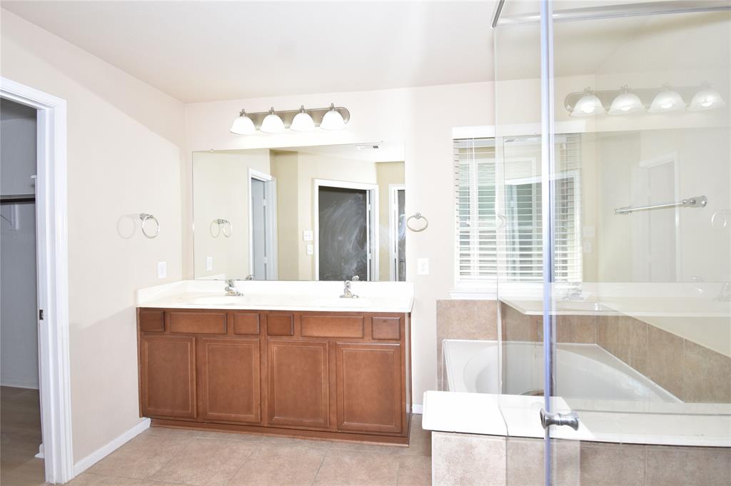 24034 Schults Meadow Lane, Spring, Texas image 24