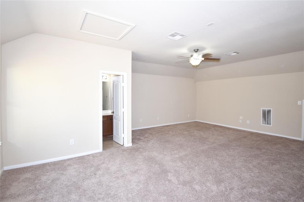 24034 Schults Meadow Lane, Spring, Texas image 31