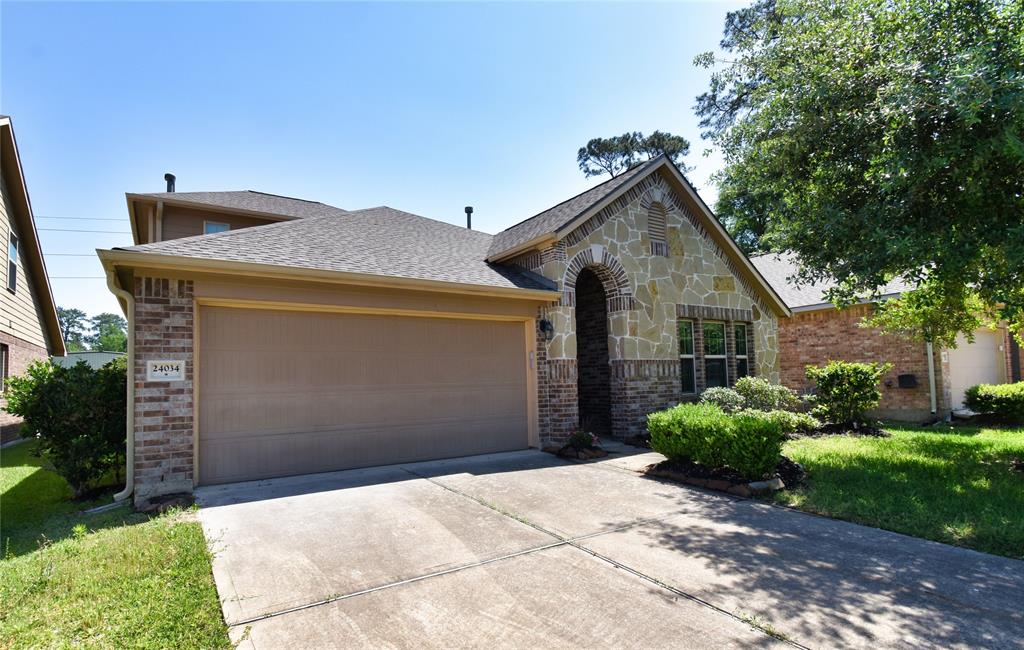 24034 Schults Meadow Lane, Spring, Texas image 3
