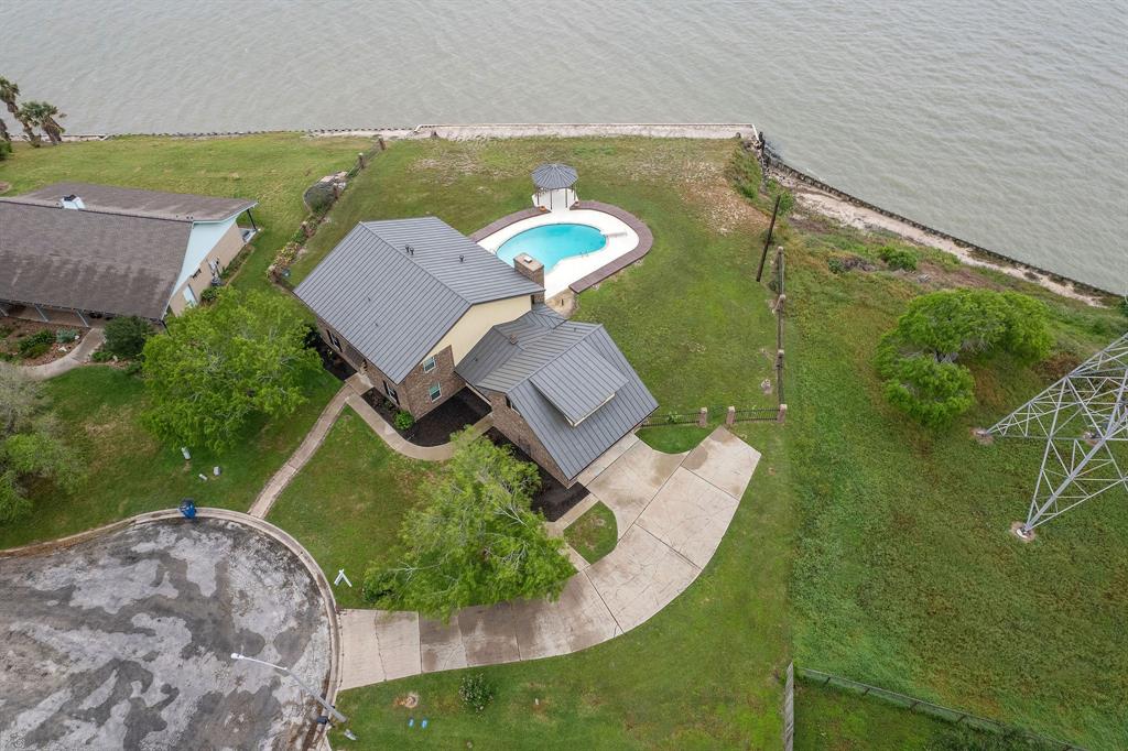 8 Las Brisas Place, Port Lavaca, Texas image 2