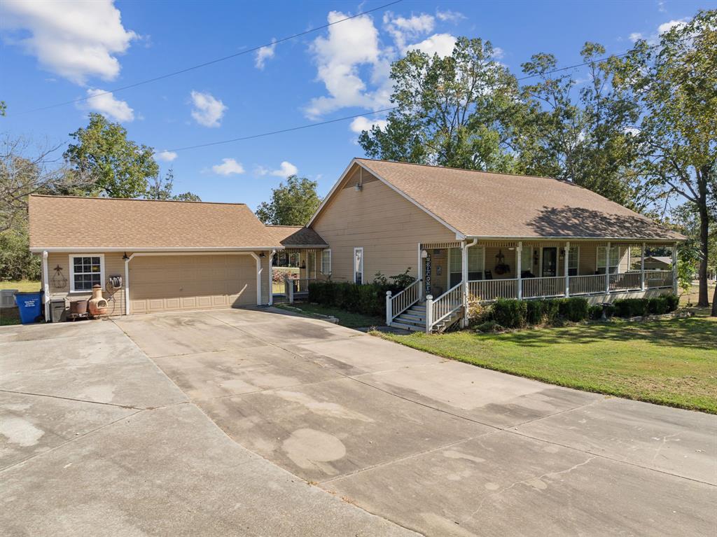 685 Rals Drive, Onalaska, Texas image 38