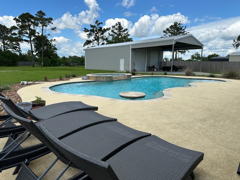 5219 Camp Creek Road, Baytown, Texas image 6