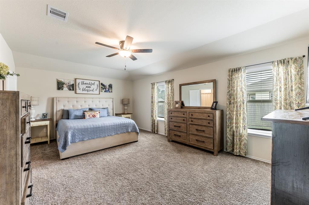 128 Barton Creek Drive, Huntsville, Texas image 14