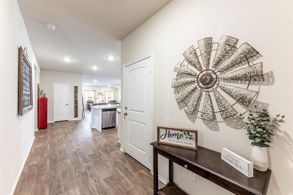 128 Barton Creek Drive, Huntsville, Texas image 3
