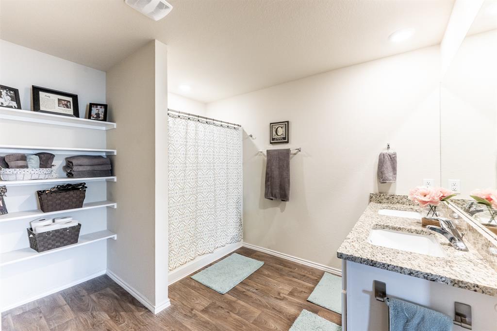 128 Barton Creek Drive, Huntsville, Texas image 17