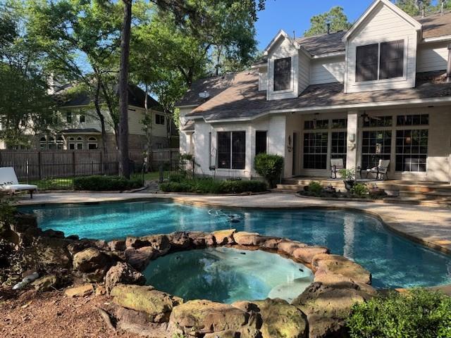 26 Taylor Point Drive, The Woodlands, Texas image 6