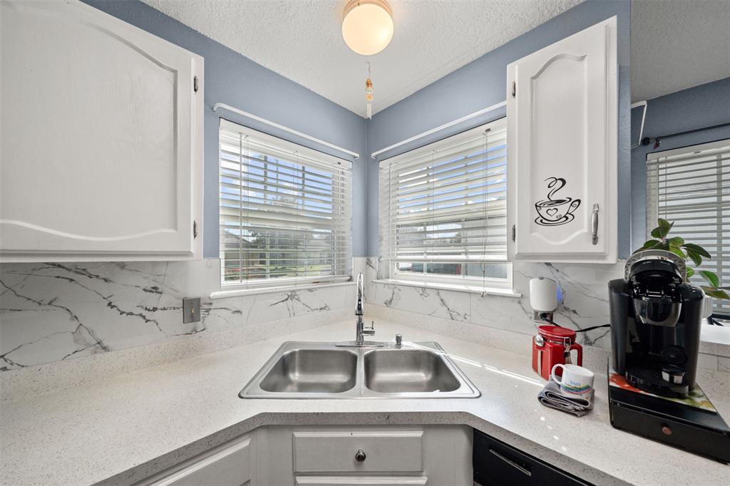 11514 Eaglewood Drive, Houston, Texas image 5