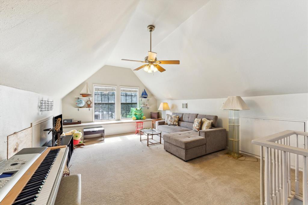 210 Queen Road, Clear Lake Shores, Texas image 23