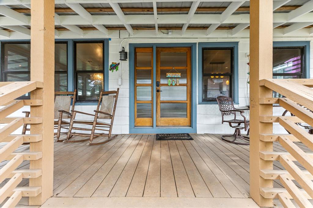 210 Queen Road, Clear Lake Shores, Texas image 8