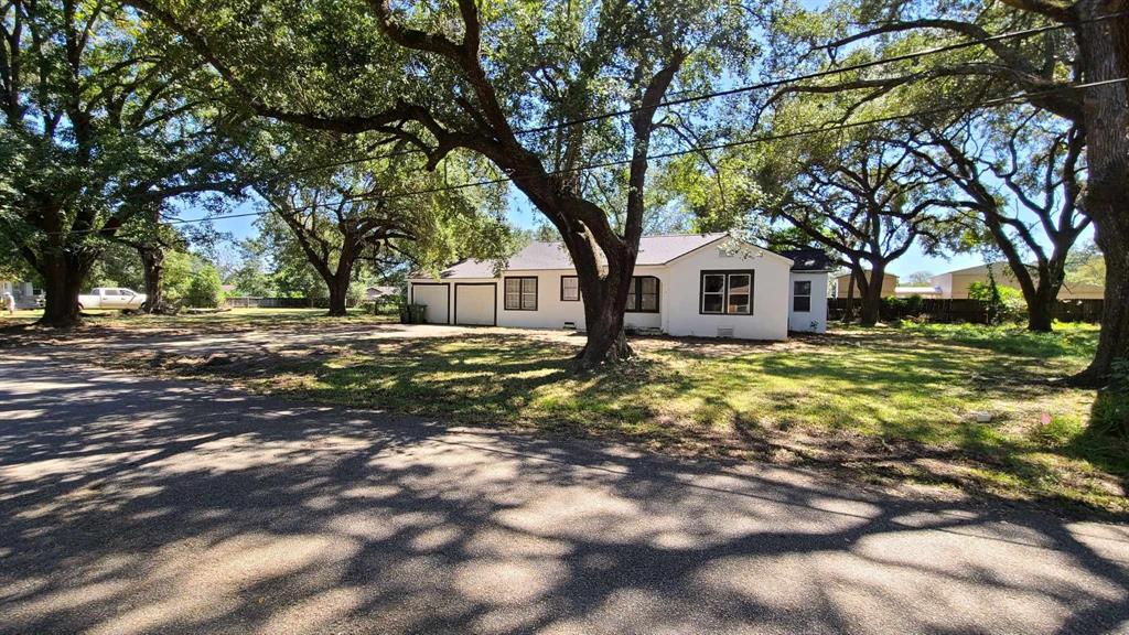 1812 Willow Street, Liberty, Texas image 18