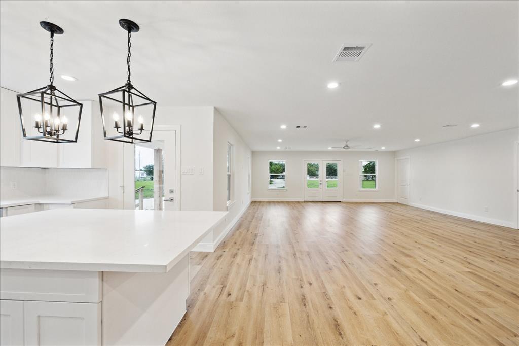 1935 Willow Road, Wallis, Texas image 14