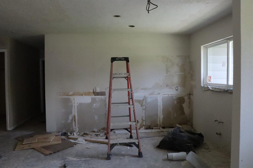 3816 Kaplan Drive