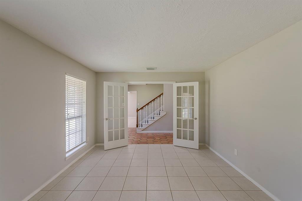 7803 Hurst Forest Drive, Humble, Texas image 23
