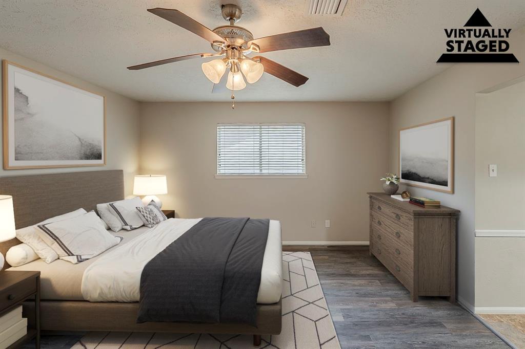 7803 Hurst Forest Drive, Humble, Texas image 27