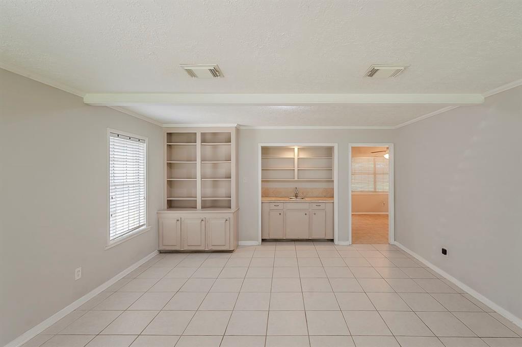 7803 Hurst Forest Drive, Humble, Texas image 14