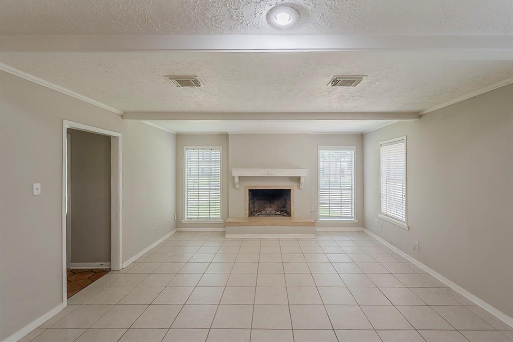7803 Hurst Forest Drive, Humble, Texas image 12