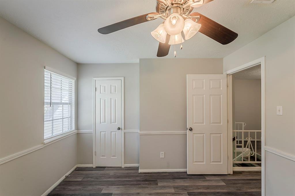 7803 Hurst Forest Drive, Humble, Texas image 35