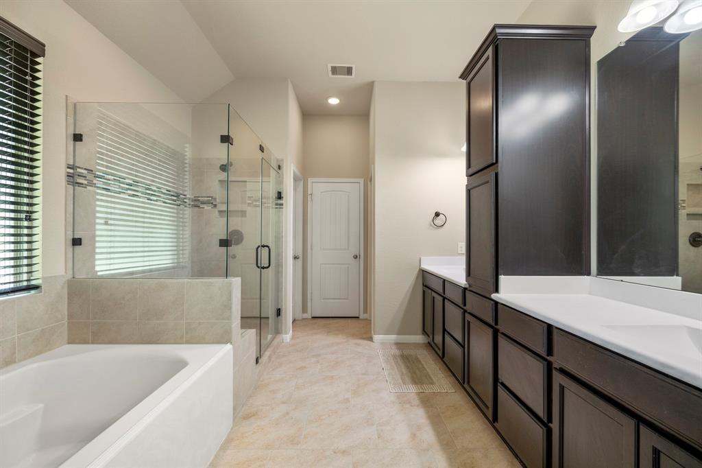 4503 Axis Trail, Conroe, Texas image 21