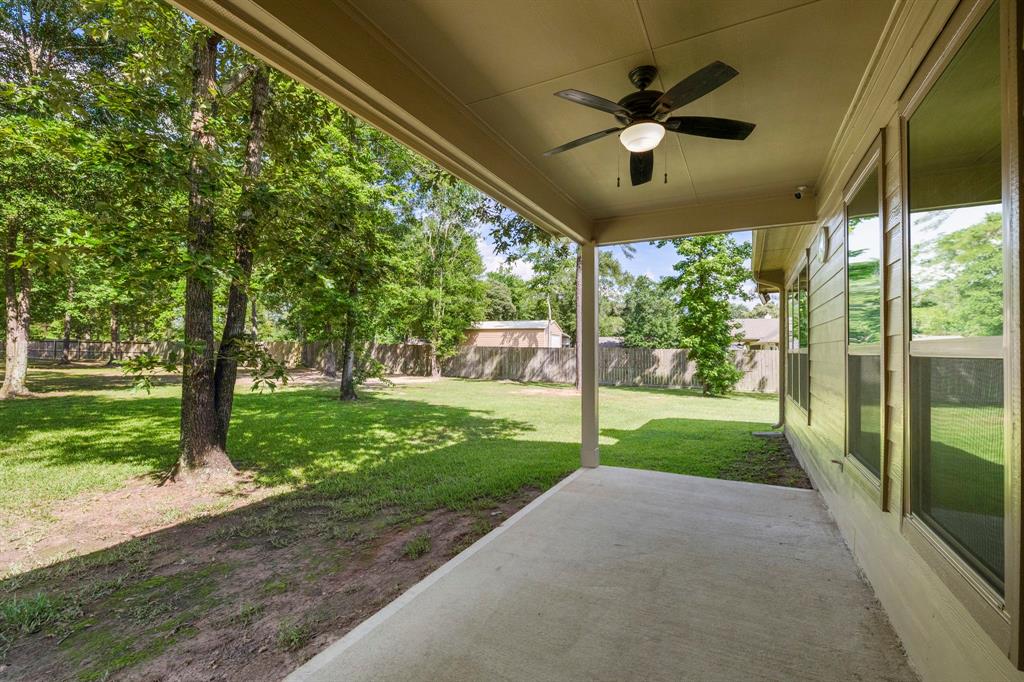4503 Axis Trail, Conroe, Texas image 33