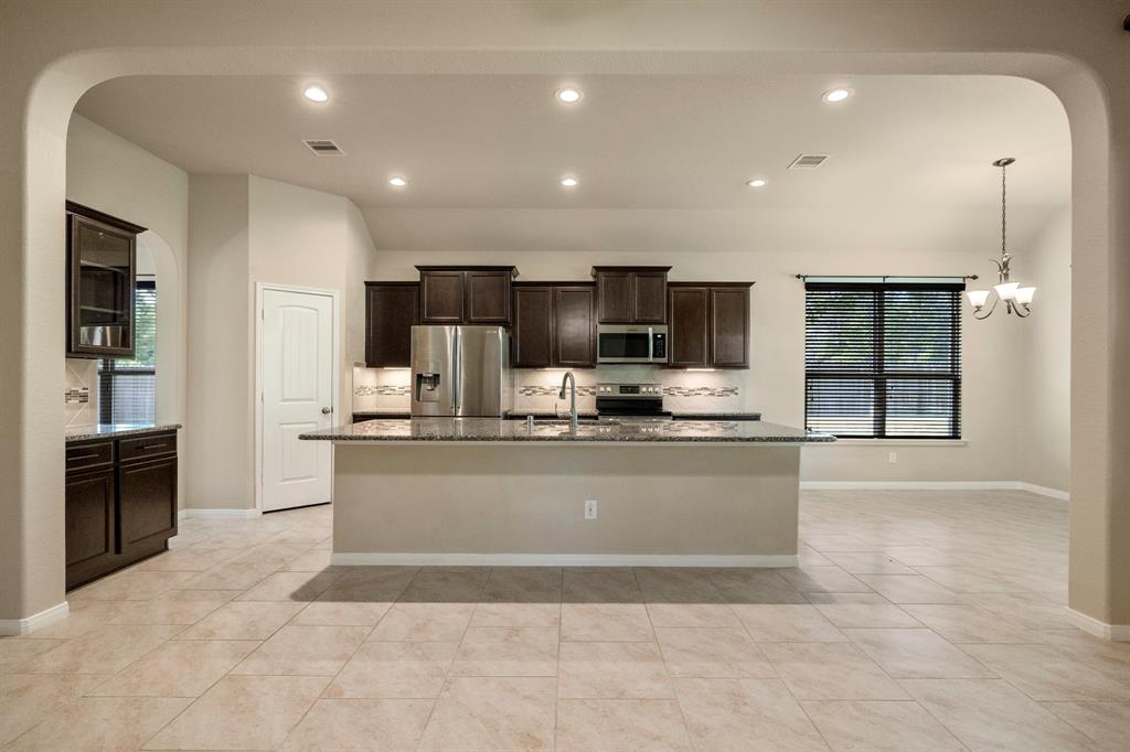 4503 Axis Trail, Conroe, Texas image 13