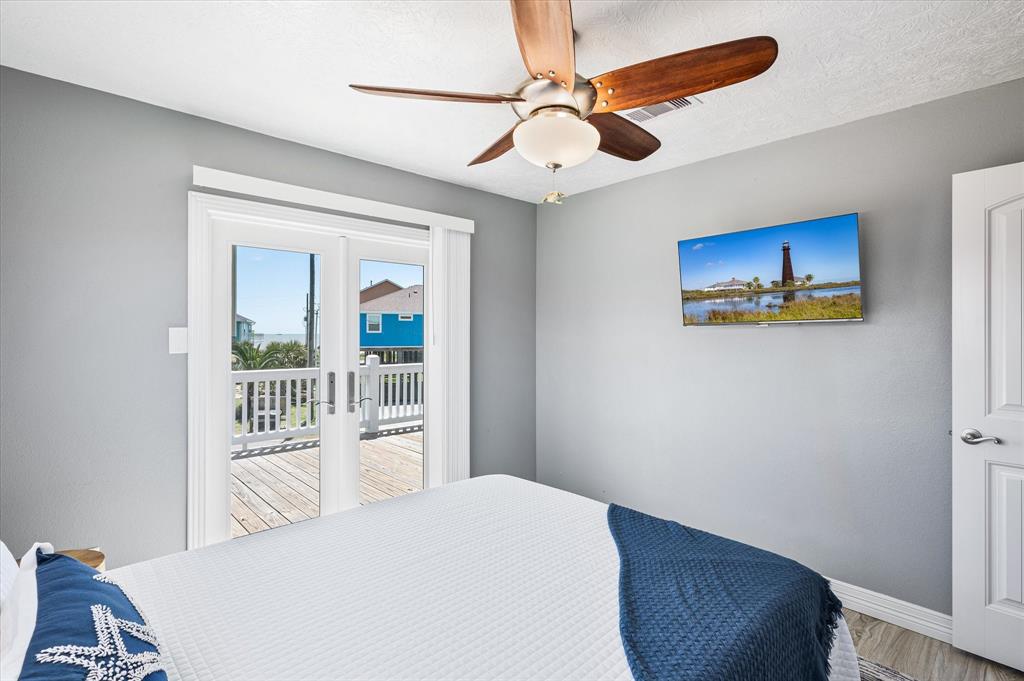 2599 Whitecap, Crystal Beach, Texas image 29