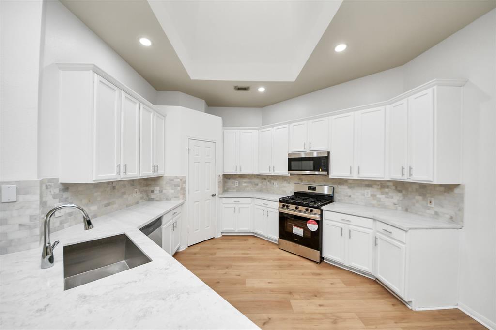 5931 Mettler Lane Ln, Richmond, Texas image 1