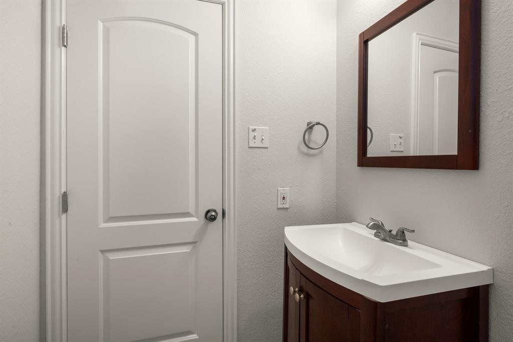 99 April Wind Dr Drive, Conroe, Texas image 15