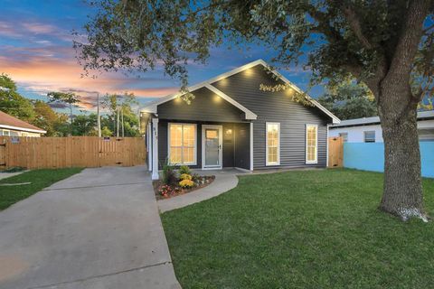 A home in Texas City