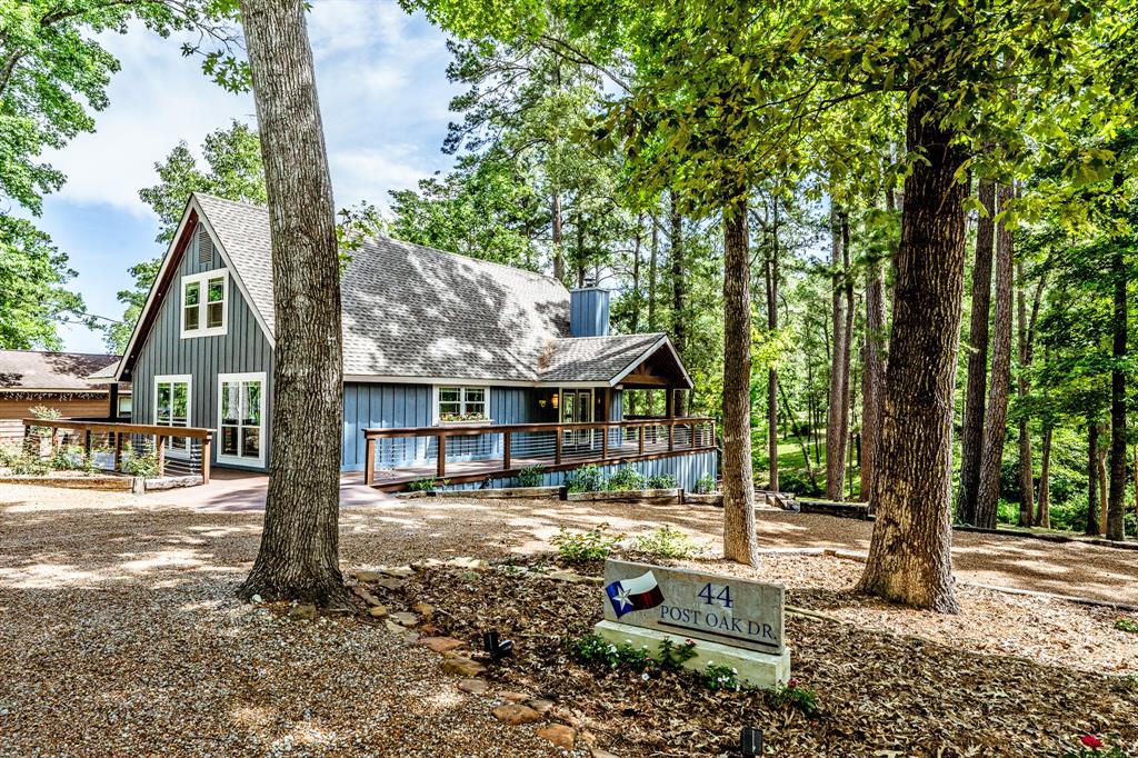 44 Post Oak Drive, Huntsville, Texas image 1