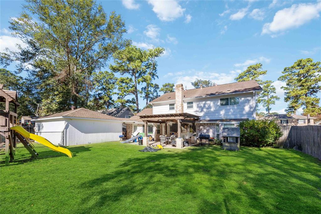 8127 Devonwood Lane, Houston, Texas image 24