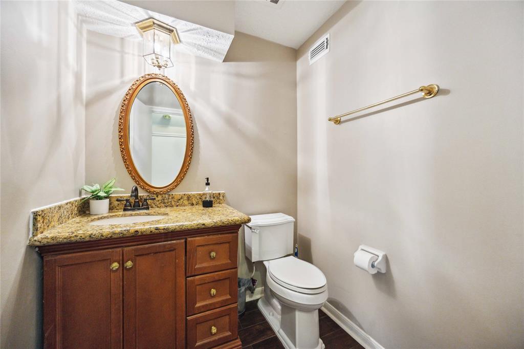 8127 Devonwood Lane, Houston, Texas image 14