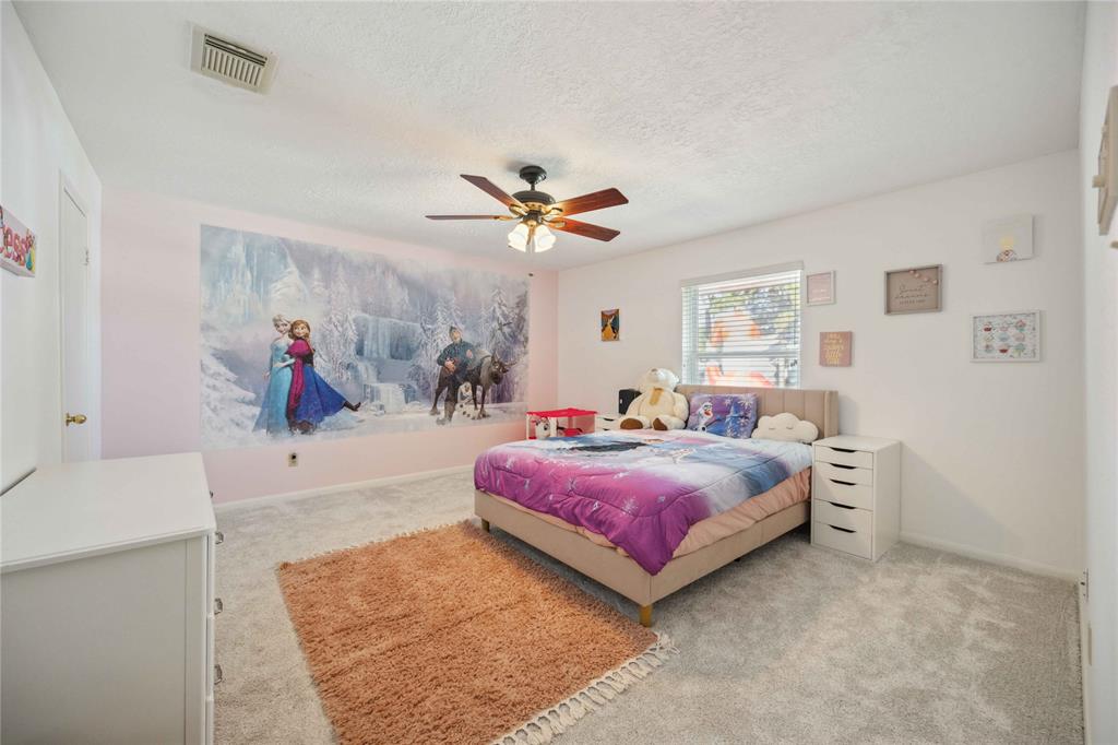 8127 Devonwood Lane, Houston, Texas image 22