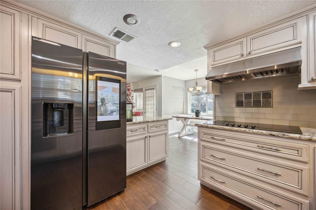 8127 Devonwood Lane, Houston, Texas image 13