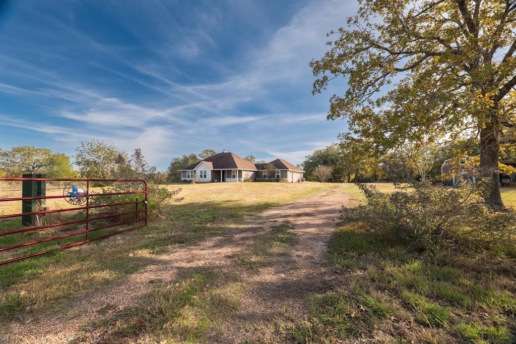 2555 Weesaw Lane, Navasota, Texas image 26