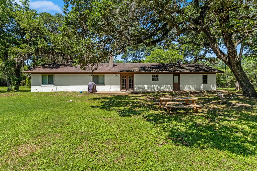 1032 Marek Road, Columbus, Texas image 19