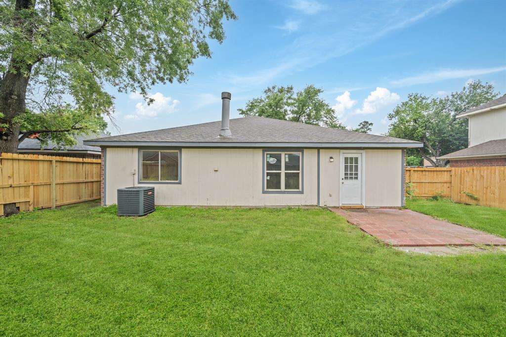 14915 Dunster Lane, Channelview, Texas image 32