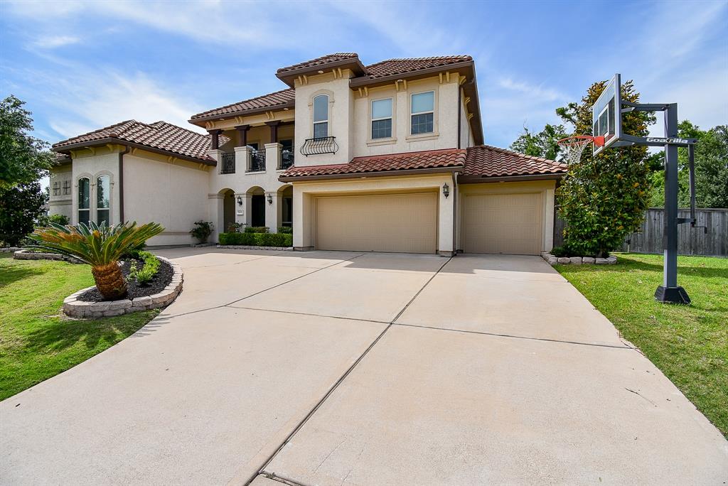 5450 Pudman River Lane, Sugar Land, Texas image 2