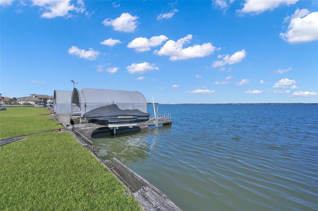 4 Regency Point, Conroe, Texas image 33