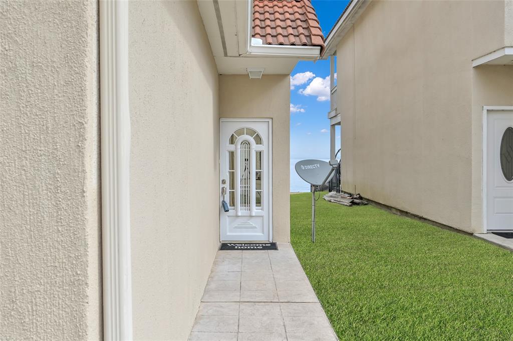 4 Regency Point, Conroe, Texas image 3