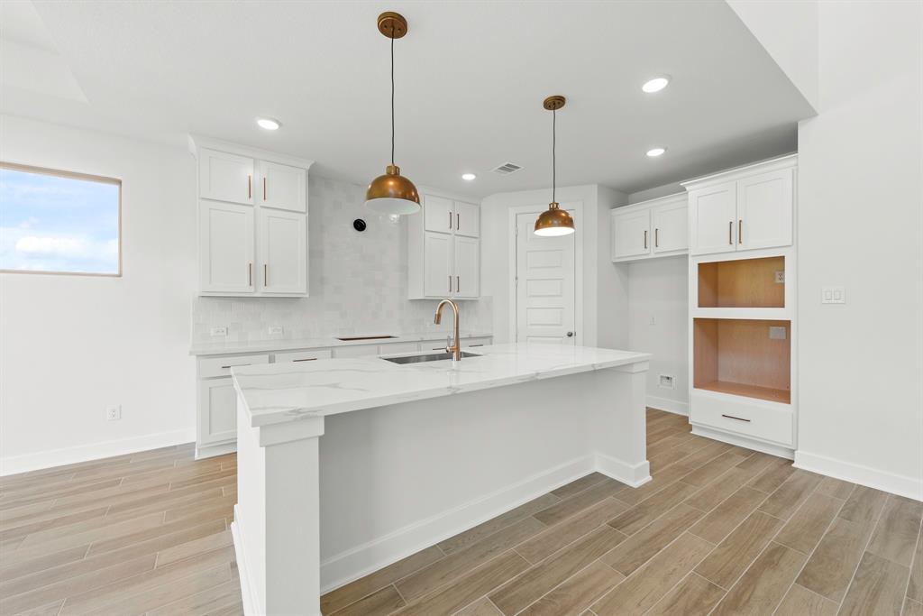 2411 Daisy Meadow Place