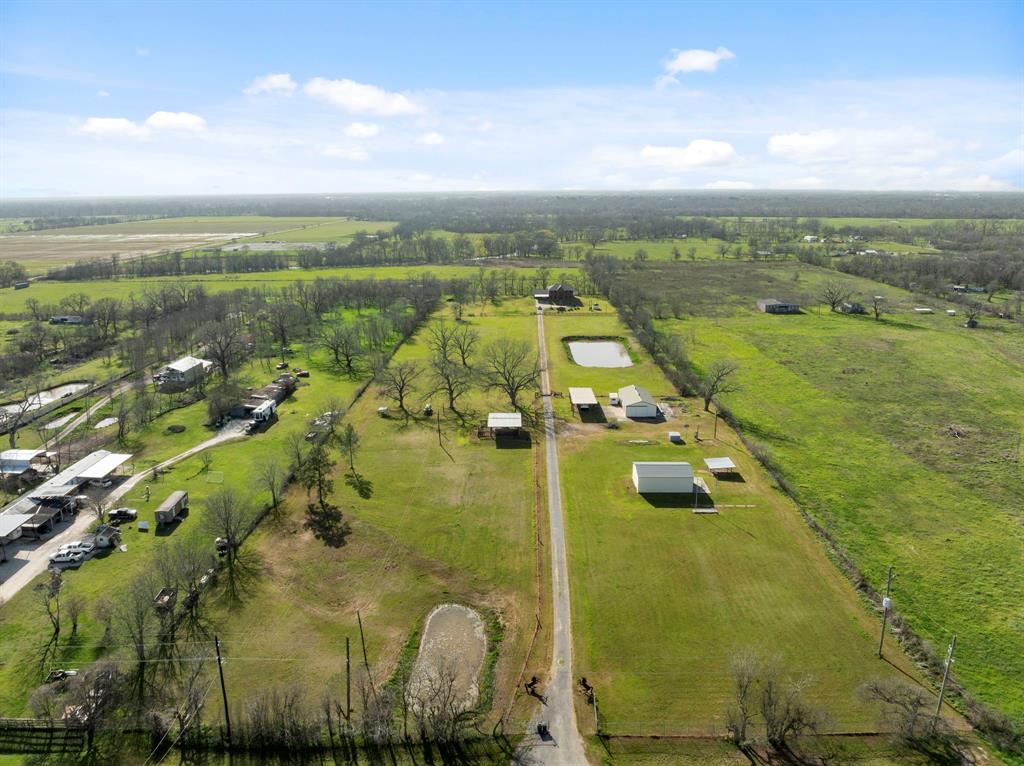 2606 Peach Ridge Road, Brookshire, Texas image 6