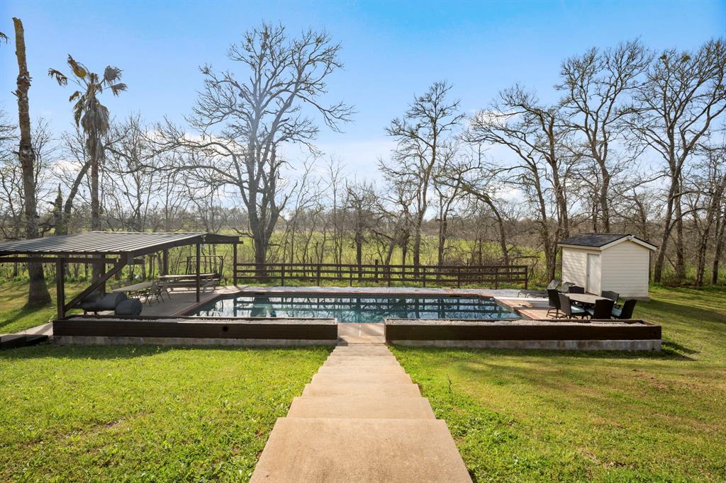 2606 Peach Ridge Road, Brookshire, Texas image 7