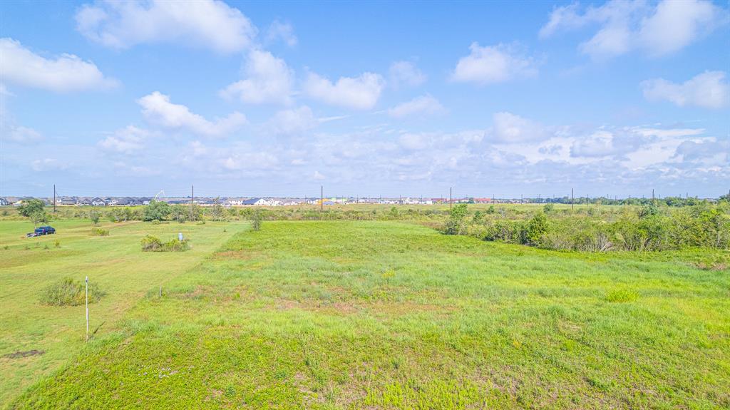 10326 County Road 67, Manvel, Texas image 13