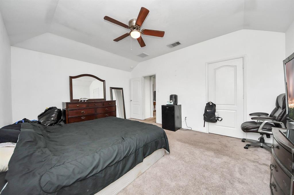 9703 Tipton Sands Drive, Humble, Texas image 31