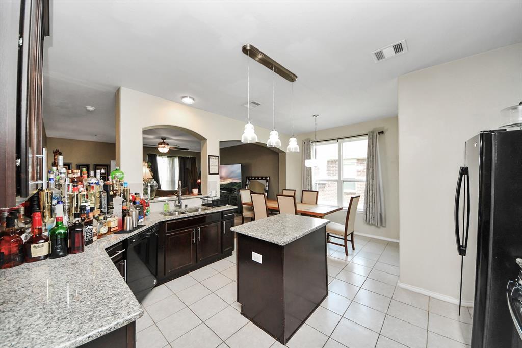 9703 Tipton Sands Drive, Humble, Texas image 10