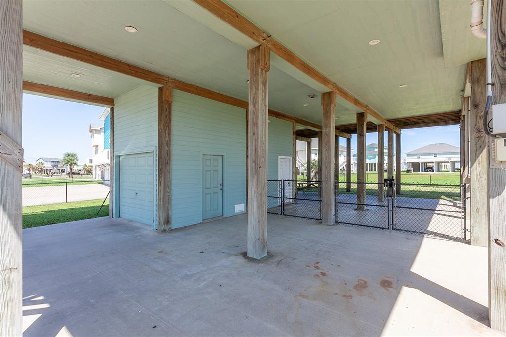 3208 Castle Drive, Crystal Beach, Texas image 25