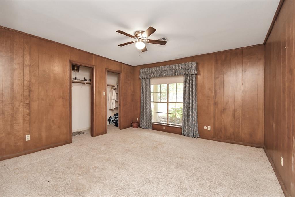 Photo 19 of 40 of 700 Rosewood Drive house