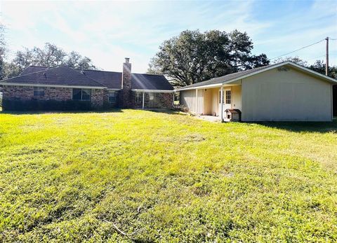 A home in Angleton